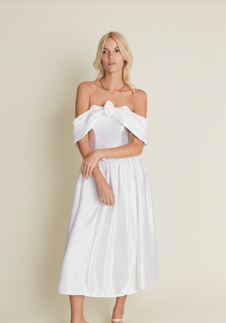 Carterier Pearl White Off-the-Shoulder Makeshift Dress to Top and Skirt